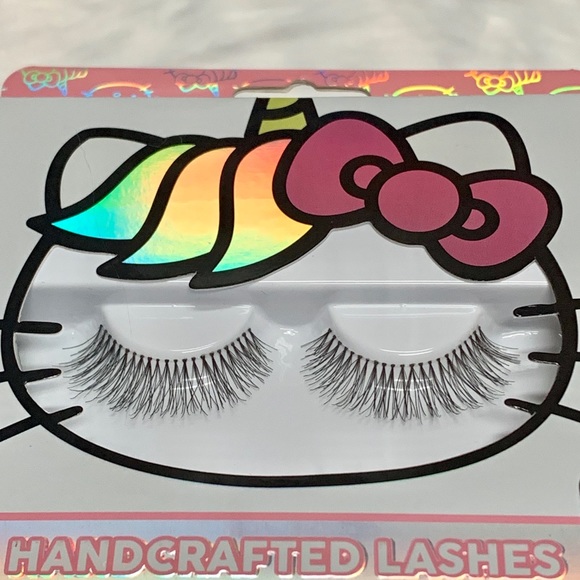 CREME HELLO KITTY LIMITED EDITION EYELASHES NIB - Picture 5 of 8
